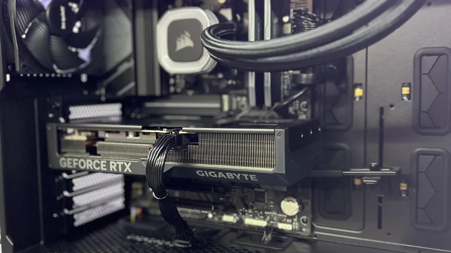 פרטי Gigabyte RTX